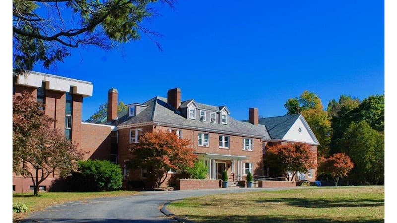 Boston Baptist College - Image 1